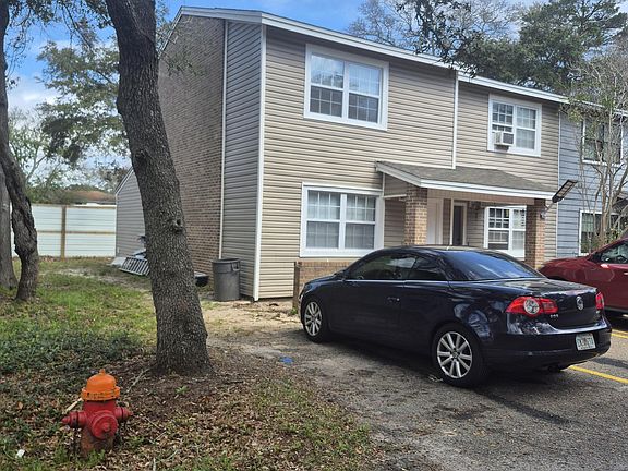 2nd image of 618 Gap Creek Dr Unit 30