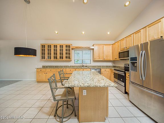 2nd image of 5209 N Via De La Lanza