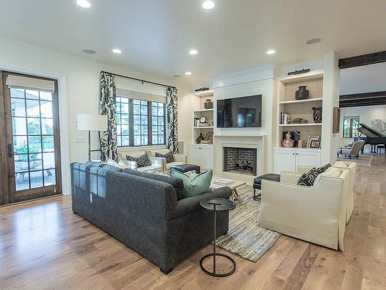 1625 E Warm Springs Ave — Photo 10