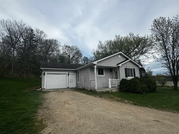 N9404 Muskrat Road, Portage, WI 53901