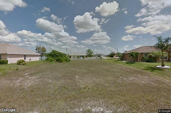 1st image of 2209 NW 2nd Ave