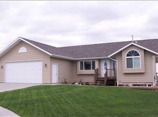 416 Kahler Ct, Rapid City, SD 57701