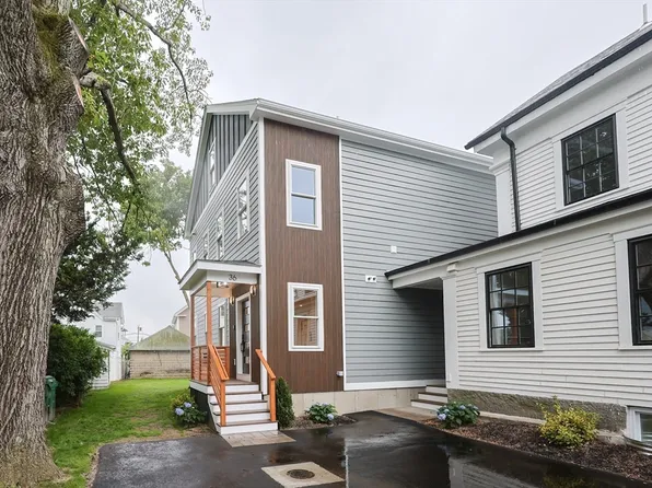 36 Pearl St, Medford, MA 02155