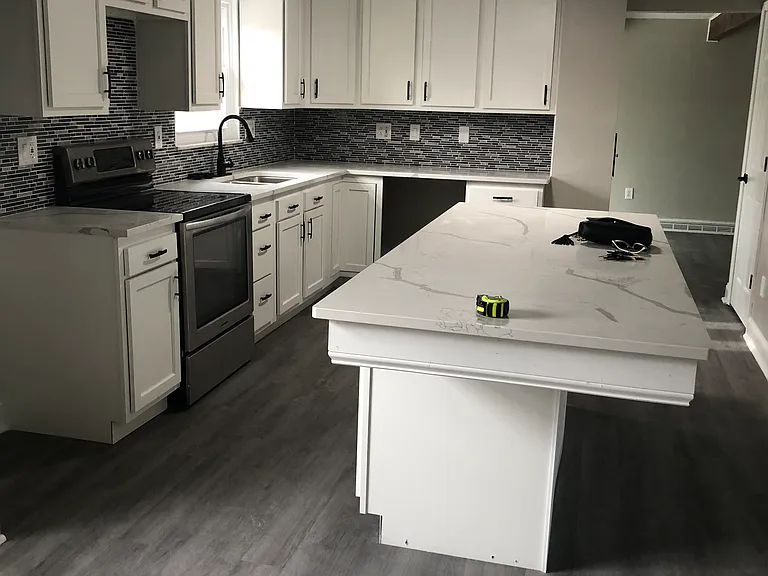 837 Lovingston Dr — Photo 2
