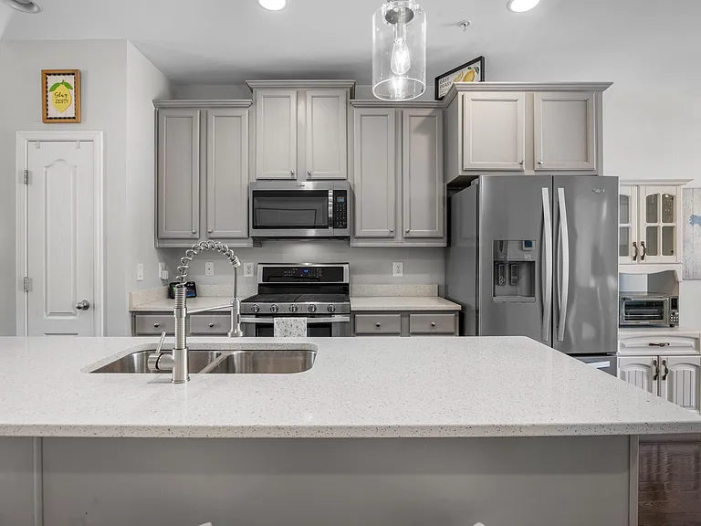 523 Pebblebrook Lane Gln — Photo 9