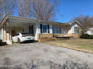 712 Netherton Dr, Madisonville, TN 37354