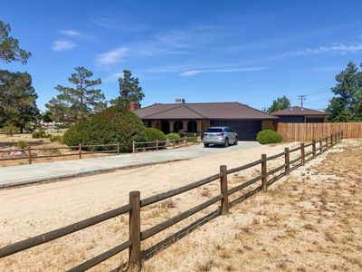 19860 Symeron Rd, Apple Valley, CA, 92307