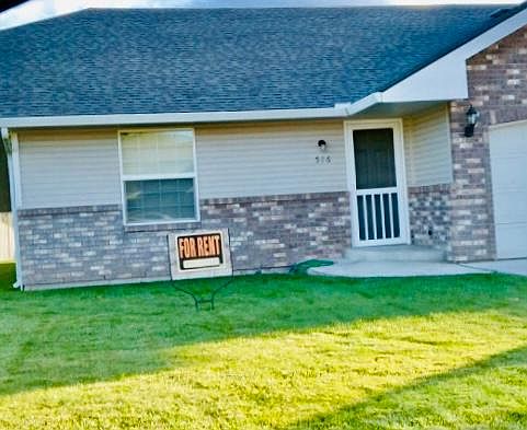 1st image of 561 Jamie Dr