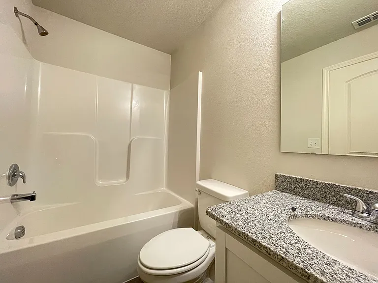 1630 Tench Ct — Photo 6