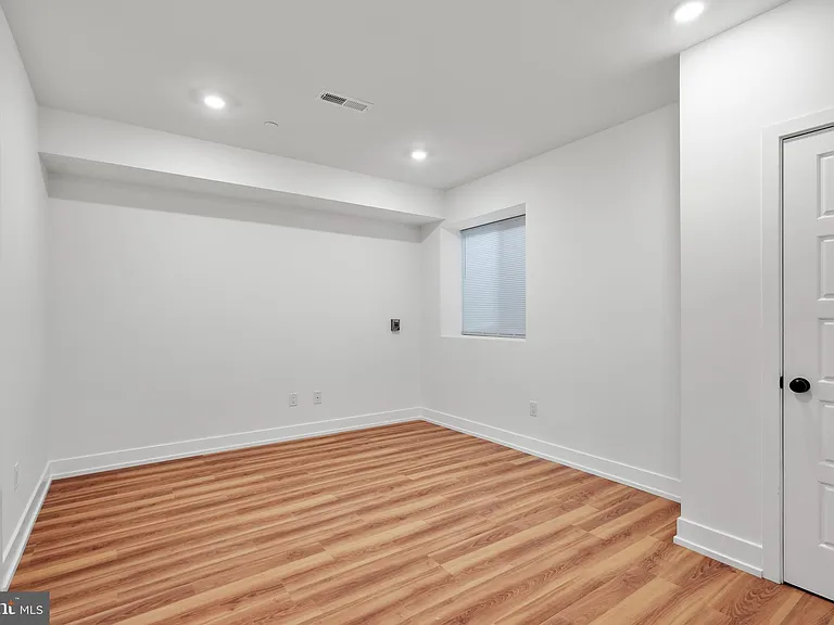 2325 Germantown Ave #1 — Photo 12