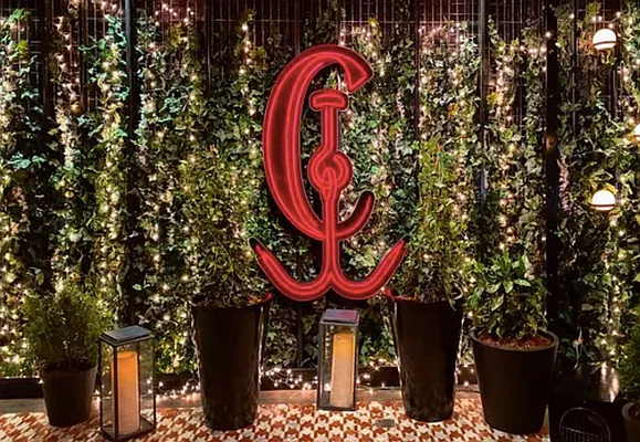 Rented by Douglas Elliman | media 15