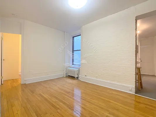 Rented by Red Sparrow Realty Group | media 12