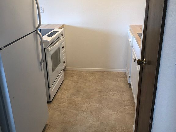 2nd image of 1225 Kennedy Ave