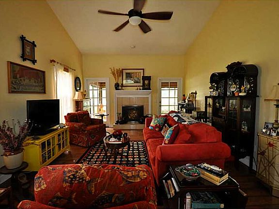 3rd image of 4120 Willow Bay Dr