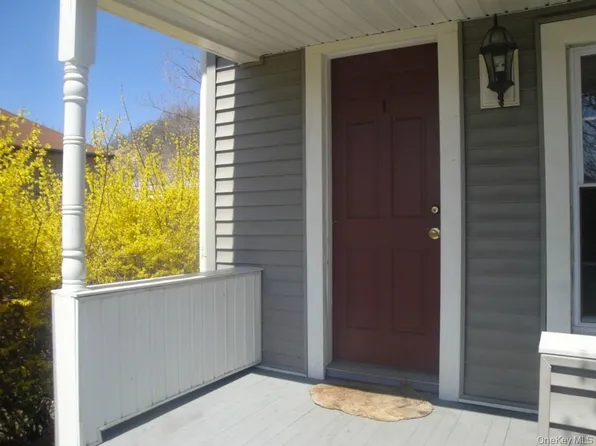 44 Wayne Avenue, Suffern, NY 10901