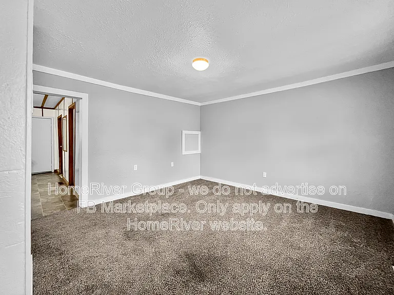 2304 Walnut St — Photo 6
