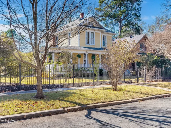 919 Jefferson Pl, Shreveport, LA 71104