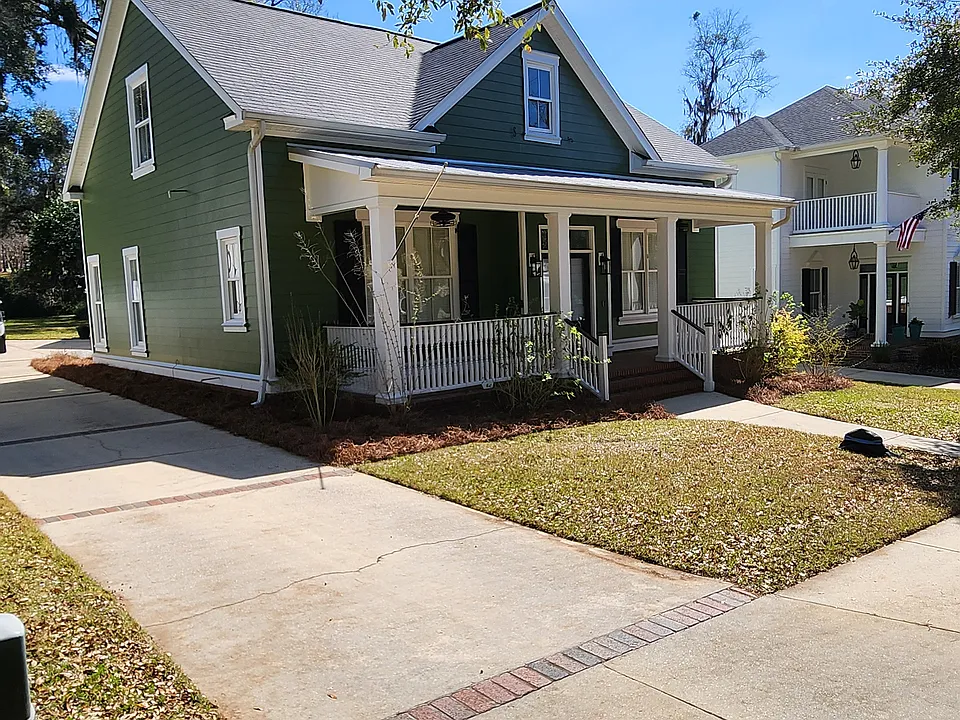5725 Roanoke Trl