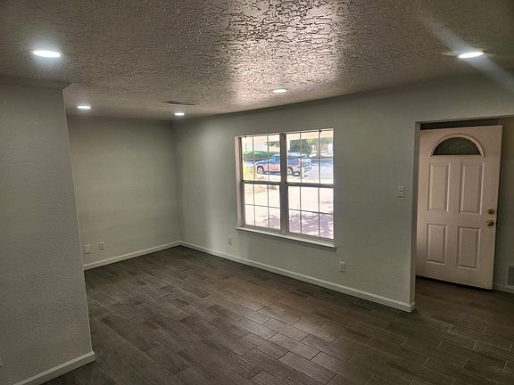 Inside den/formal dining rm.