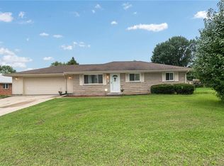 707 Bobs Ct, Beech Grove, IN 46107