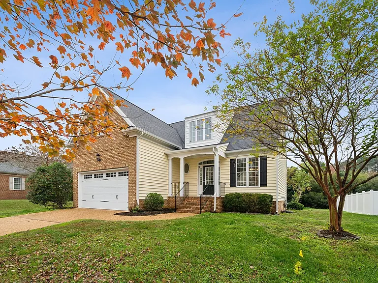 6112 John Jackson Dr — Photo 1