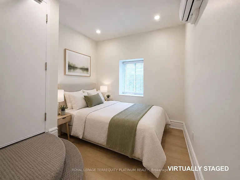 11 Beaconsfield Ave — Photo 19