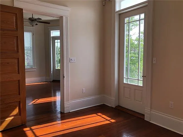 2417 General Pershing St #1 — Photo 7