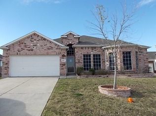 2105 Cardinal Dr, Forney, TX 75126