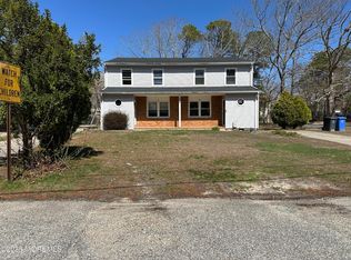 200 Leeward Rd #B, Manahawkin, NJ 08050