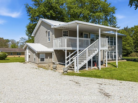 3rd image of 6340 E River Ct