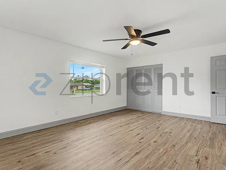 BedRoom 1-2