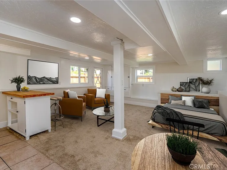 515 1/2 S Walnut Ave #1/2 — Photo 2
