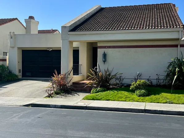 4 Lido Cir, Redwood City, CA 94065