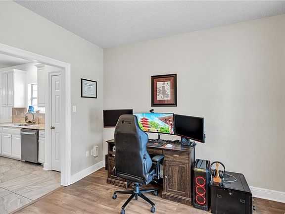 3rd image of 19183 Hector St