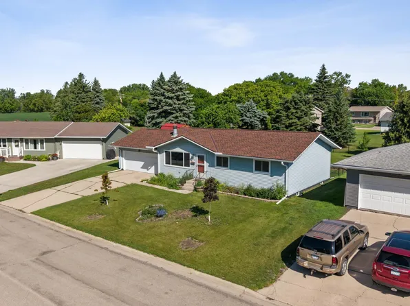 219 Campbell Rd, Crookston, MN 56716
