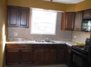 124 N Waller Ave APT B, Chicago, IL 60644