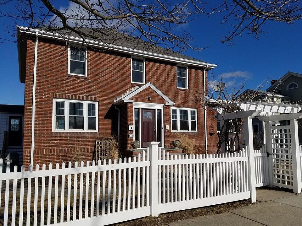 1st image of 141 Western Ave #2