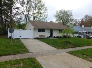 88 Winthrop Rd, Edison, NJ 08817