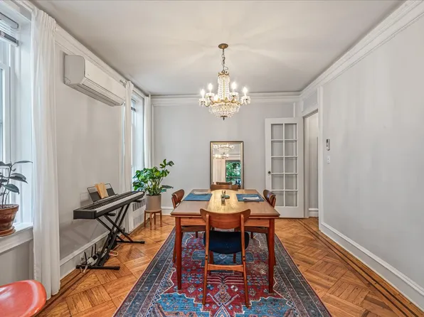 9204 Ridge Boulevard image 3 of 36