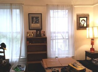 234 Powers St APT 1R, Brooklyn, NY 11211