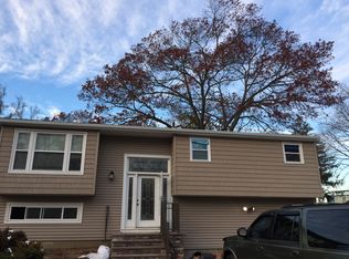 199 Bergen St, Pt Jefferson Station, NY 11776