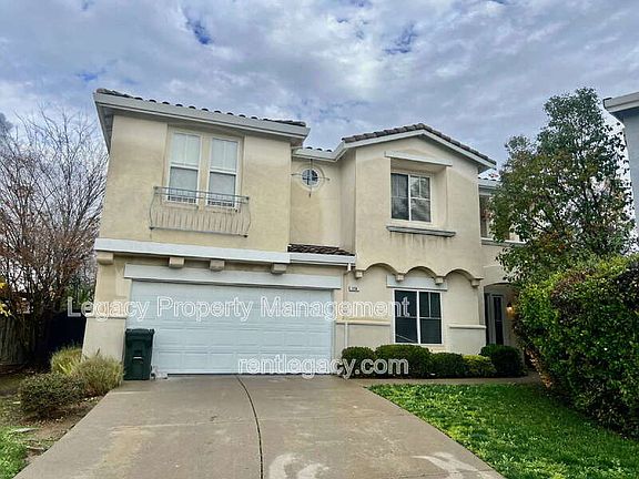 2nd image of 116 Burgundy Ct