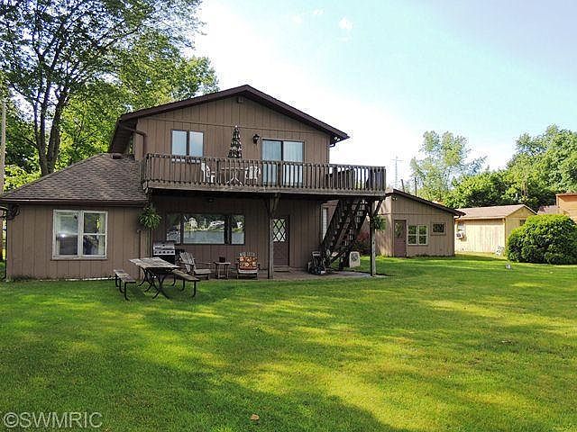 1st image of 52525 Twin Lakeshore Dr