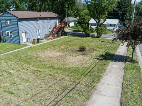 1722 Fisher St, Madison, WI 53713