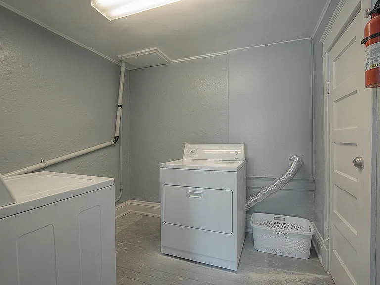 4416 Terrace St #1 — Photo 11