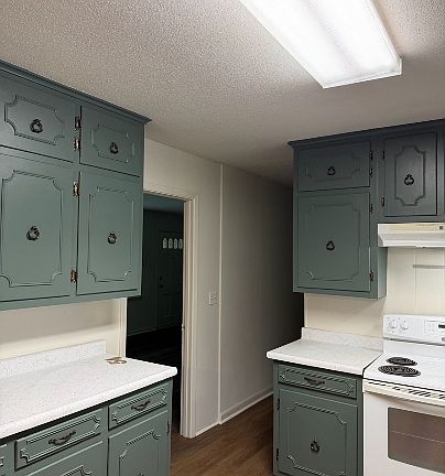 5th image of 54 Dickson Cir