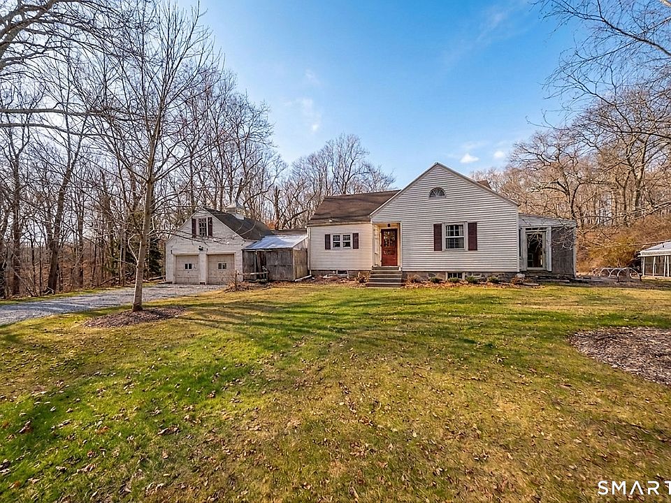 1st image of 405 Pond Meadow Road