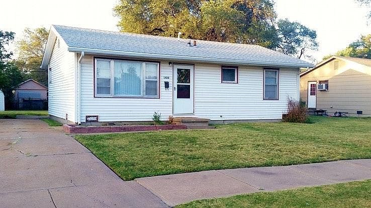 1st image of 1420 Bachtold Ave