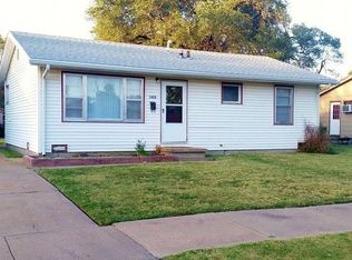 1420 Bachtold Ave, Salina, KS 67401