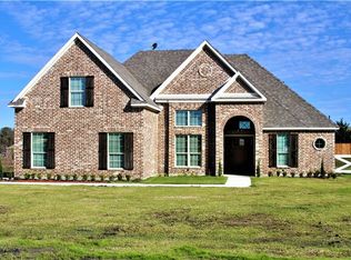 1080 S Gate Ct, Farmersville, TX 75442